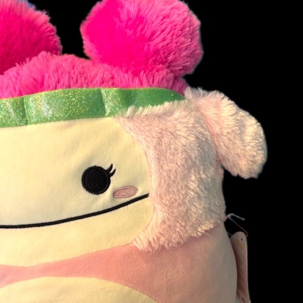 NWT- Zyan, The Pink Bigfoot Squishmallow Squish-doo, 14 inch Plush Toy - Picture 10 of 15